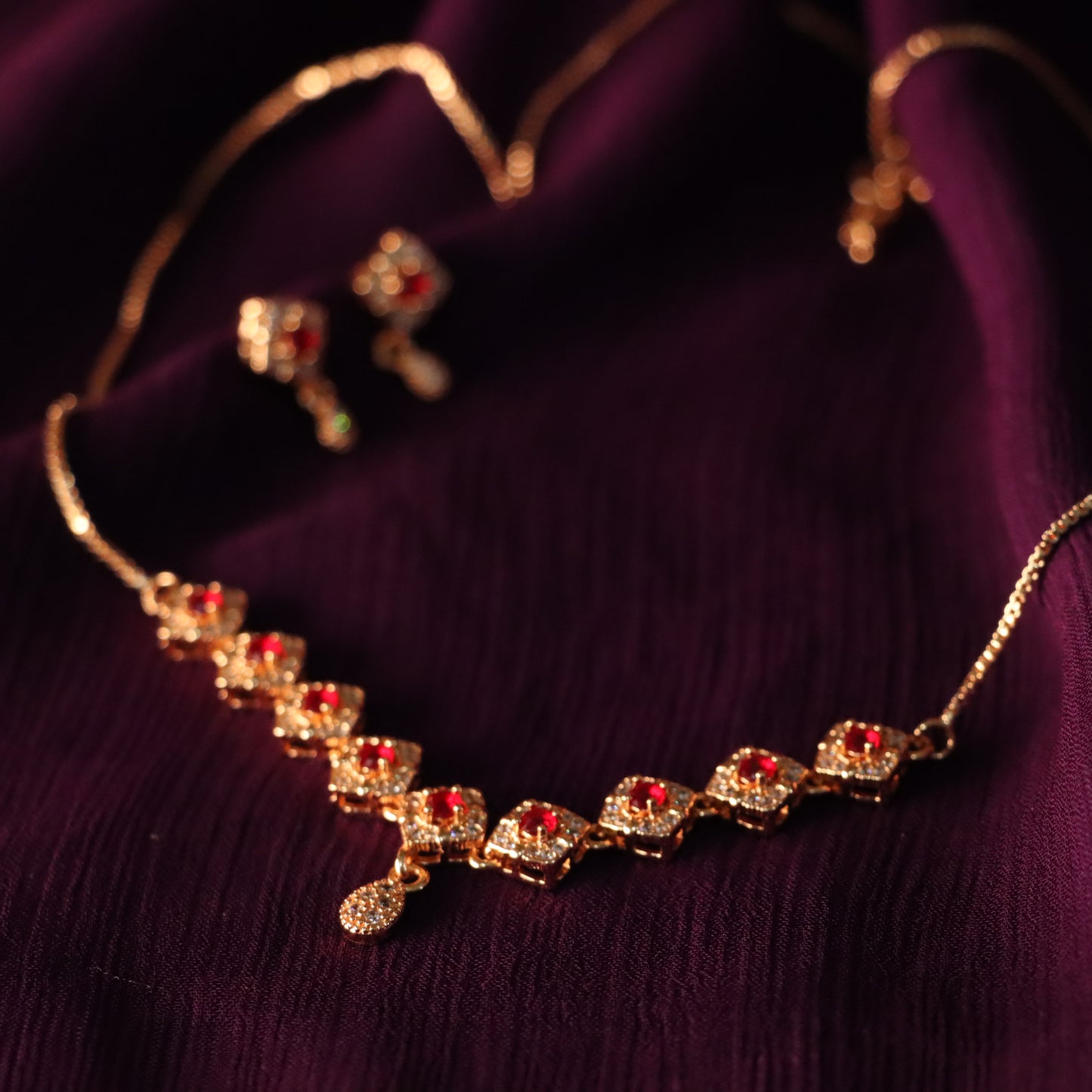 Red Gemstones Golden Necklace with Earrings