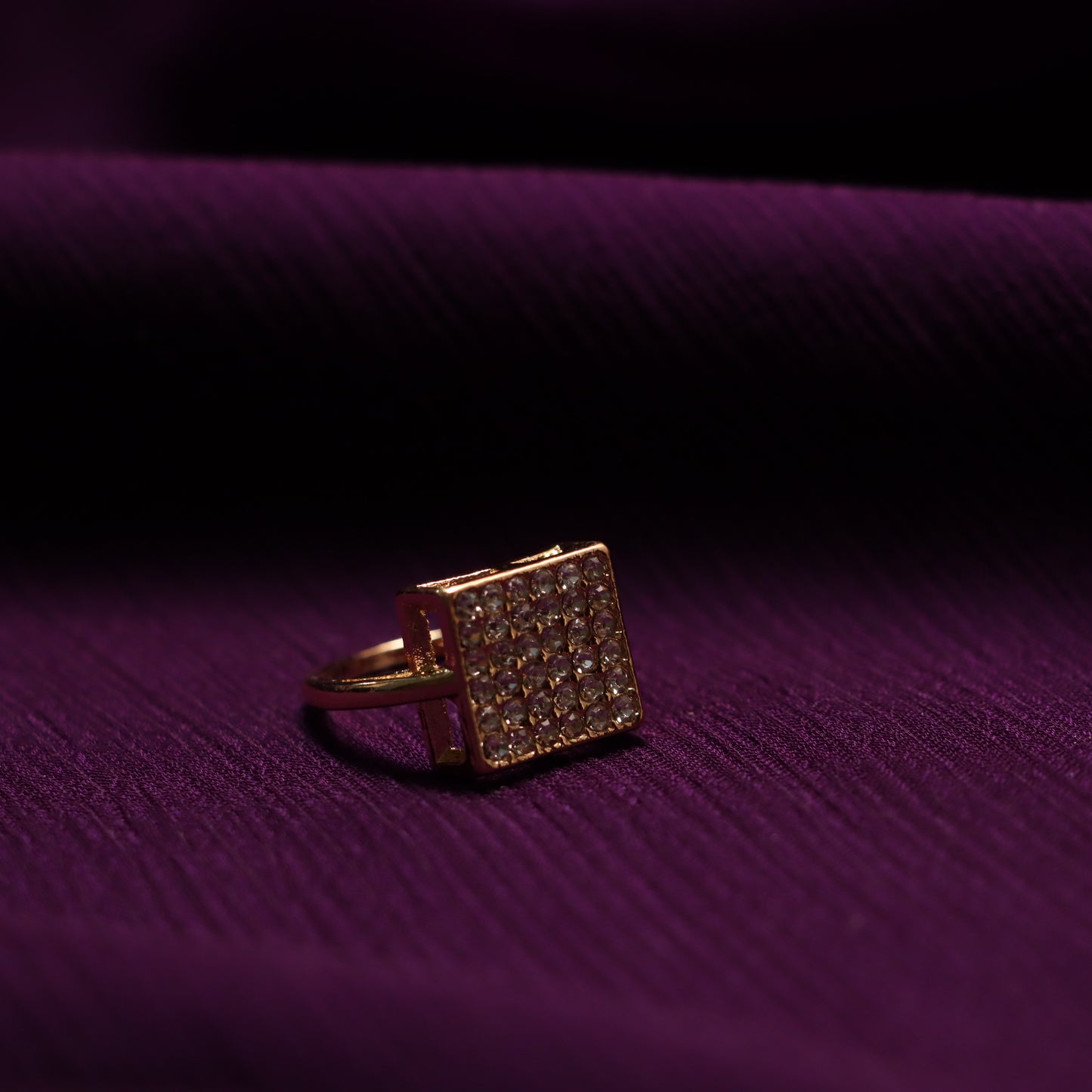 Golden Necklace with Earrings & Rings