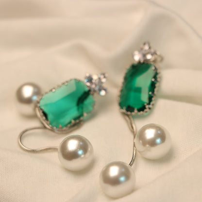 Green Diamond Cut with White Pearl