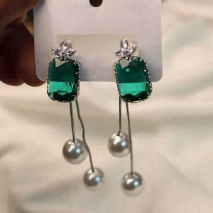 Green Diamond Cut with White Pearl