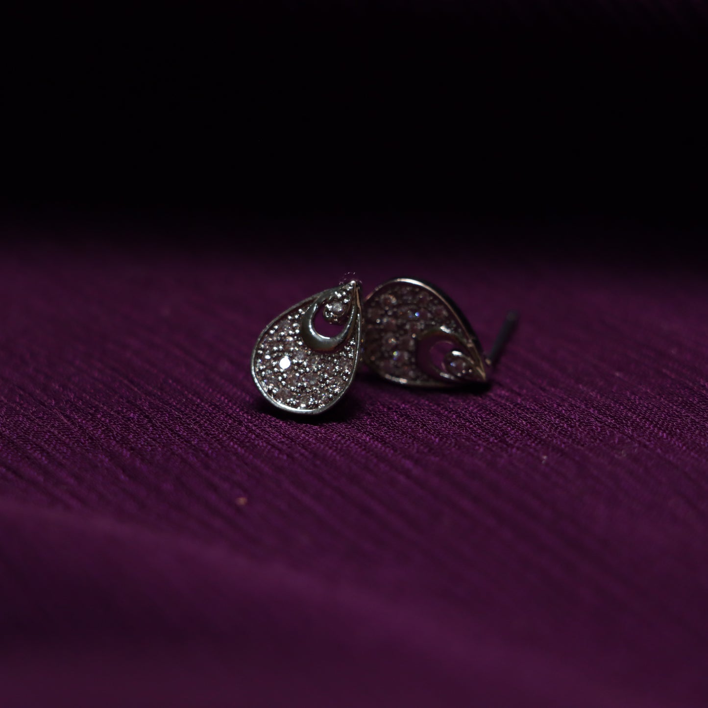 Silver Pendant Necklace with Ring & Earrings