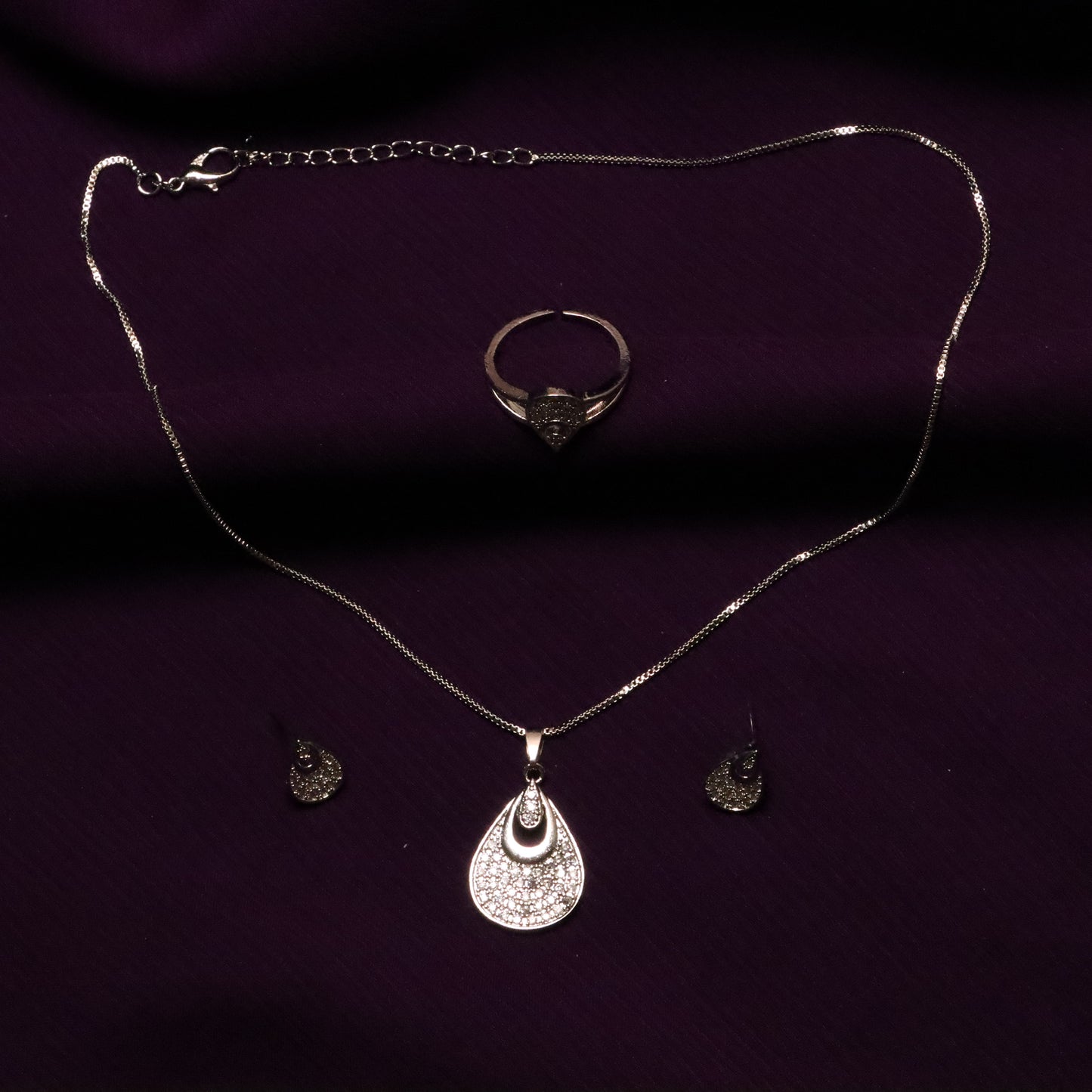 Silver Pendant Necklace with Ring & Earrings